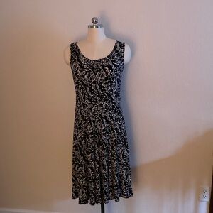 Chico's Black and Cream Sleeveless Sheath Midi Dress